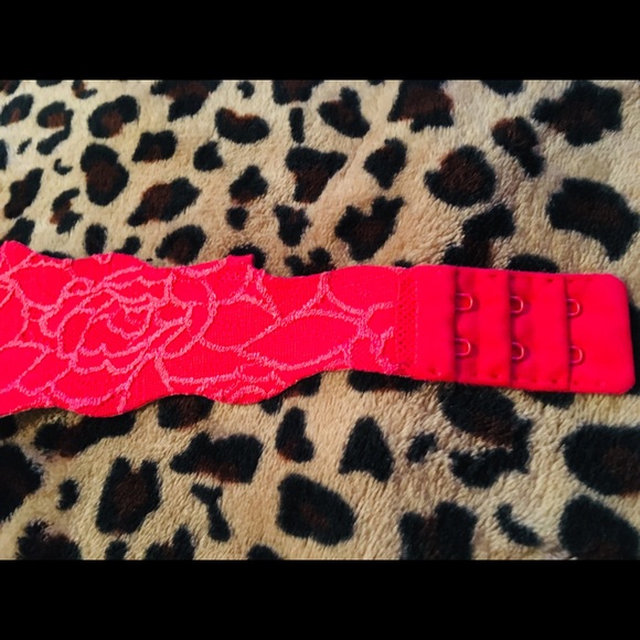 Victoria Secret Bling Push Up Bra - Picture 2 of 8